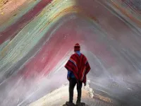 Man looking at Vinicunca